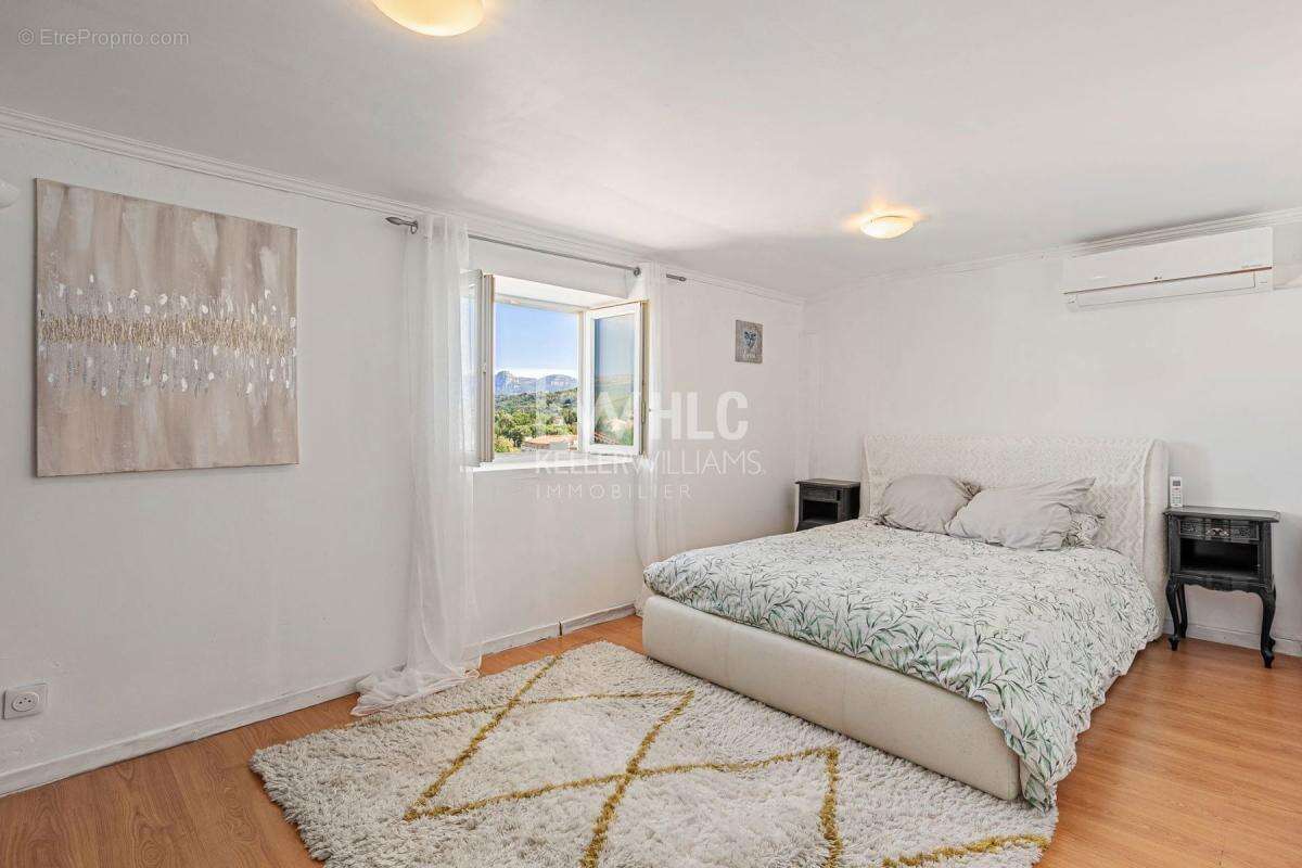 Maison à CAGNES-SUR-MER