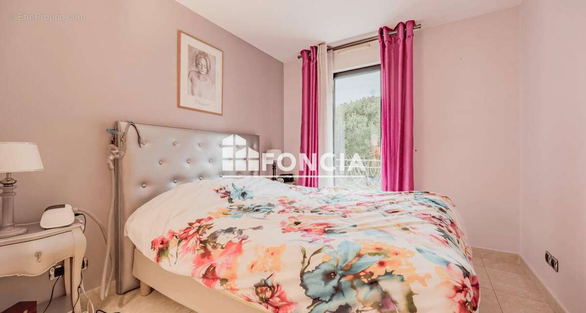 Appartement à HYERES