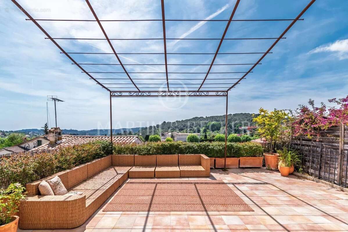 Maison à LA COLLE-SUR-LOUP