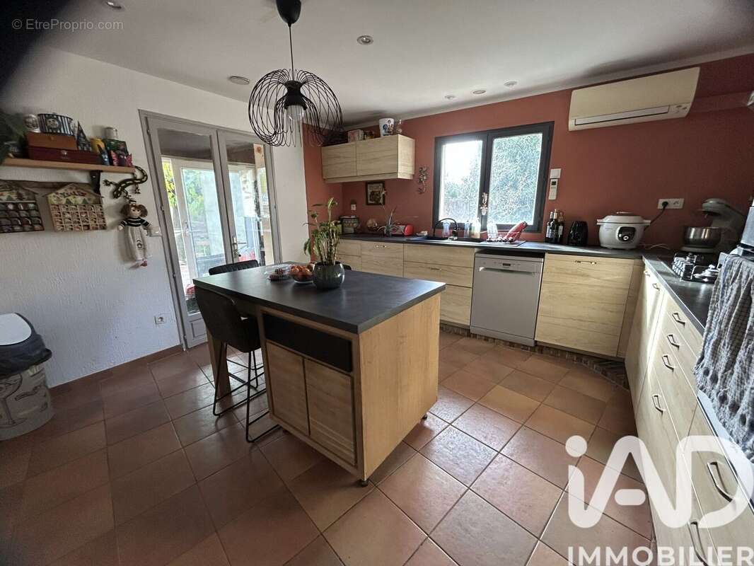 Photo 9 - Maison à JONQUIERES-SAINT-VINCENT