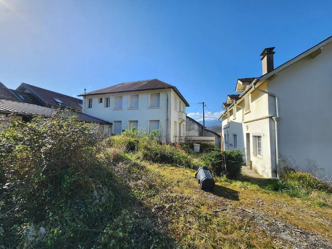 Appartement à MONTAUT