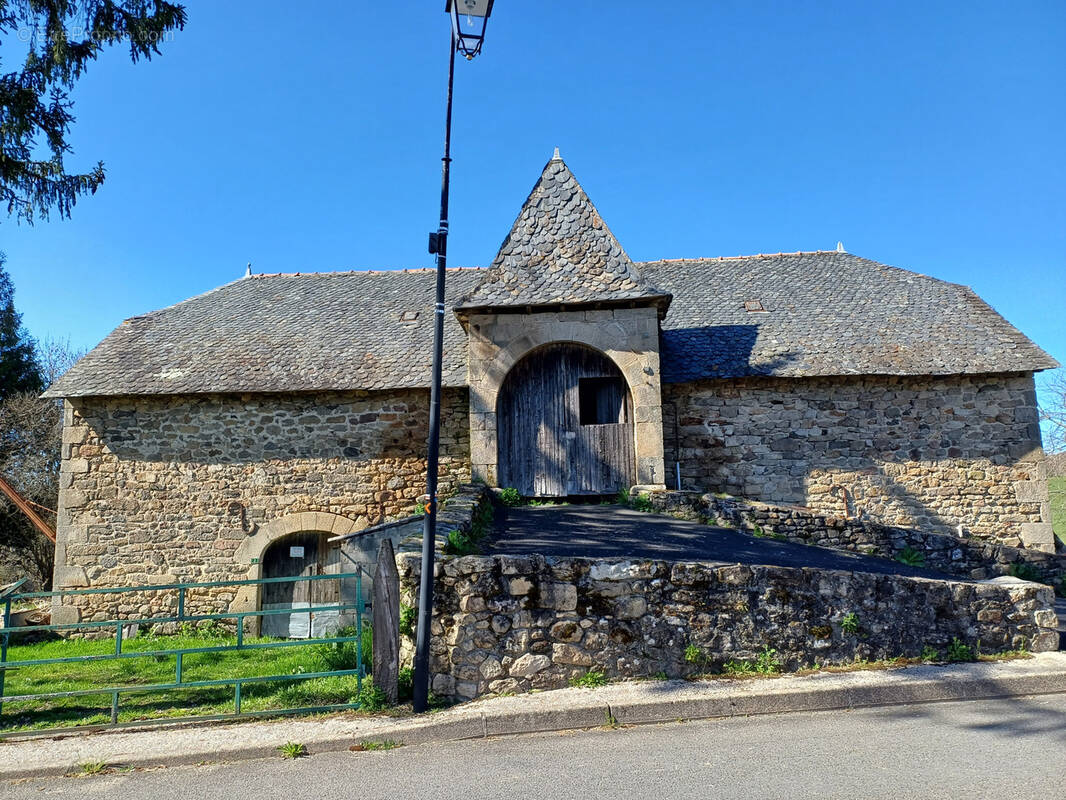 Autre à CAMPS-SAINT-MATHURIN-LEOBAZEL
