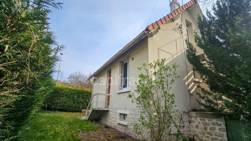 Appartement à SACLAS