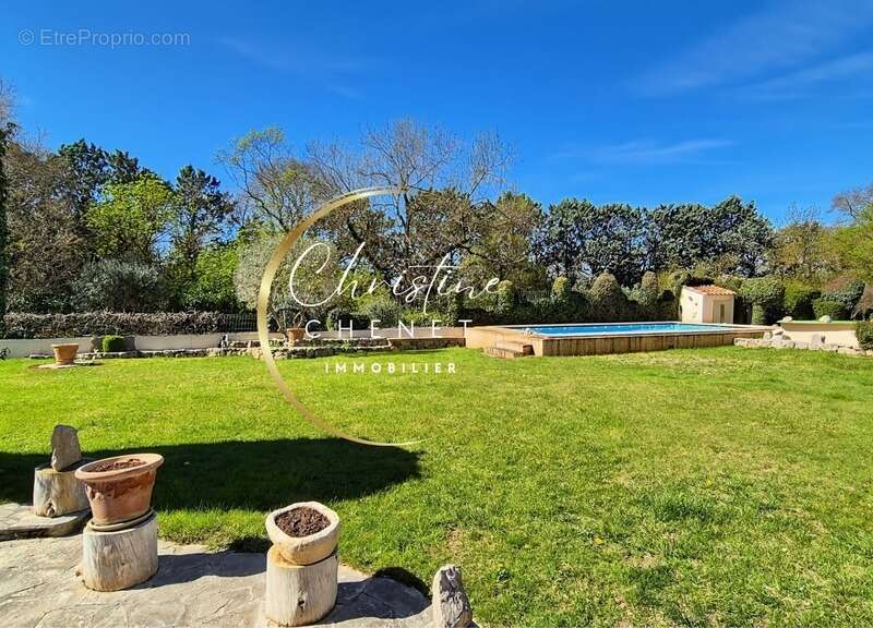 Appartement à SAINT-BRES