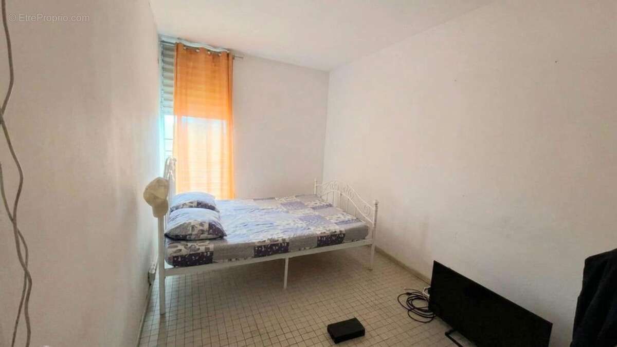 Appartement à LES ABYMES