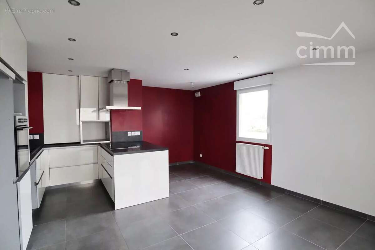 Appartement à SAINT-MARTIN-LE-VINOUX