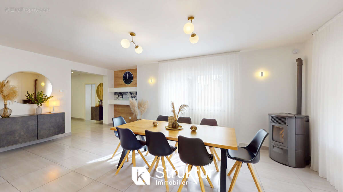 Appartement à SEREMANGE-ERZANGE