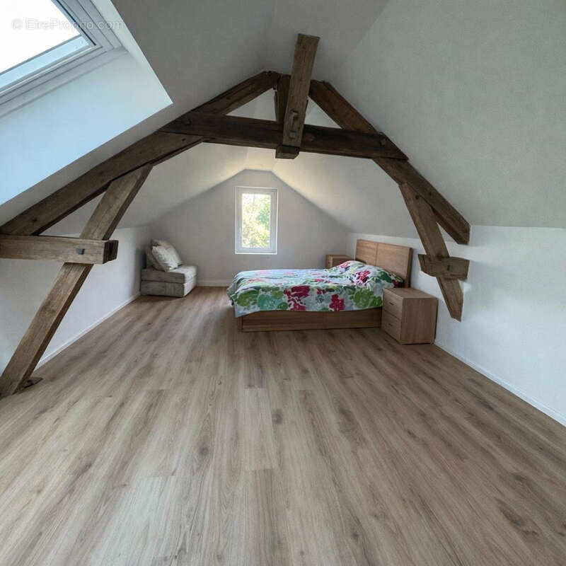 Maison à AIX-EN-OTHE