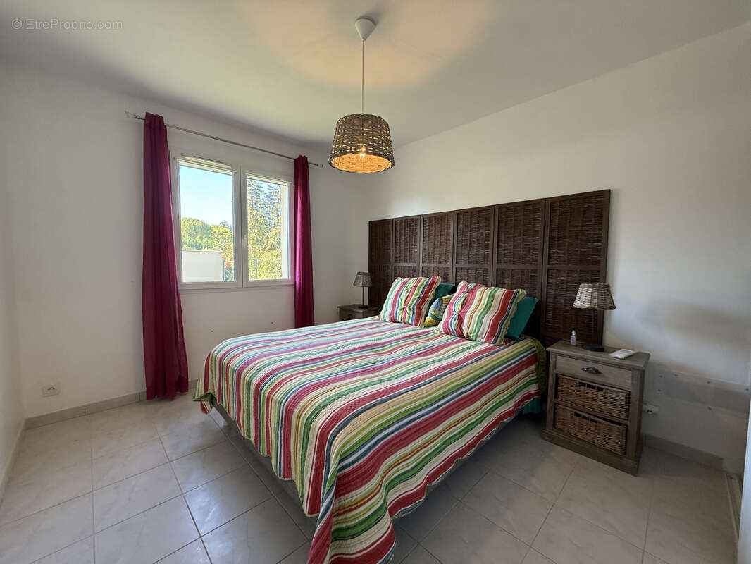 Maison à VAISON-LA-ROMAINE