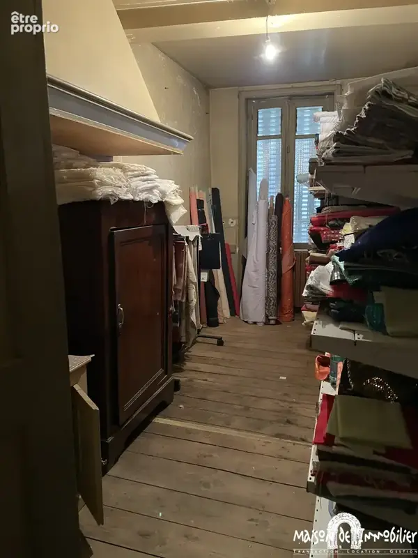 A vendre à COGNAC - Un emplacement d'exception au cœur du centre-ville - Immeuble de 725m2 à réhabiliter - photo 11