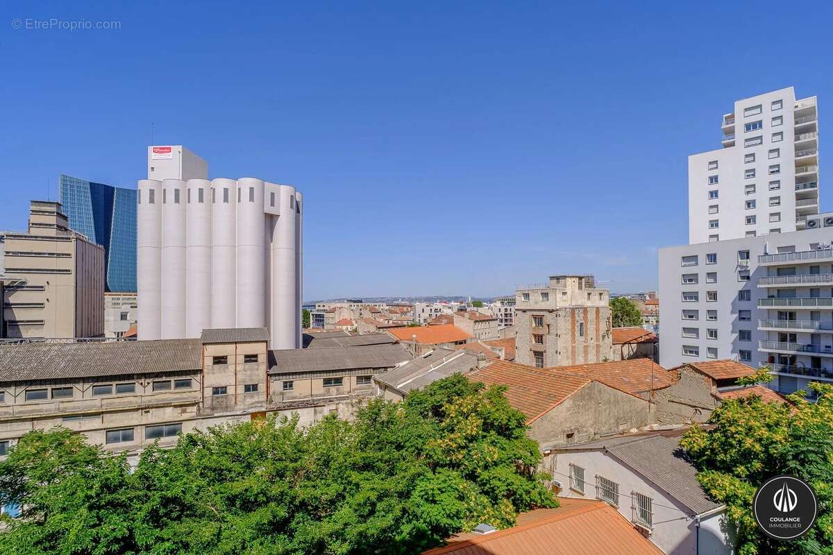 Appartement à MARSEILLE-3E