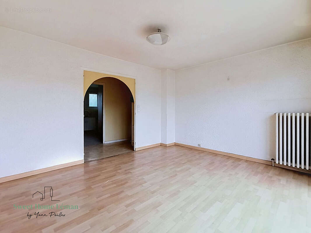 THONON - T3 à rénover de 66m² + balcon et cave - photo 6