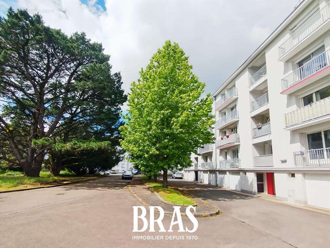 Appartement à REZE