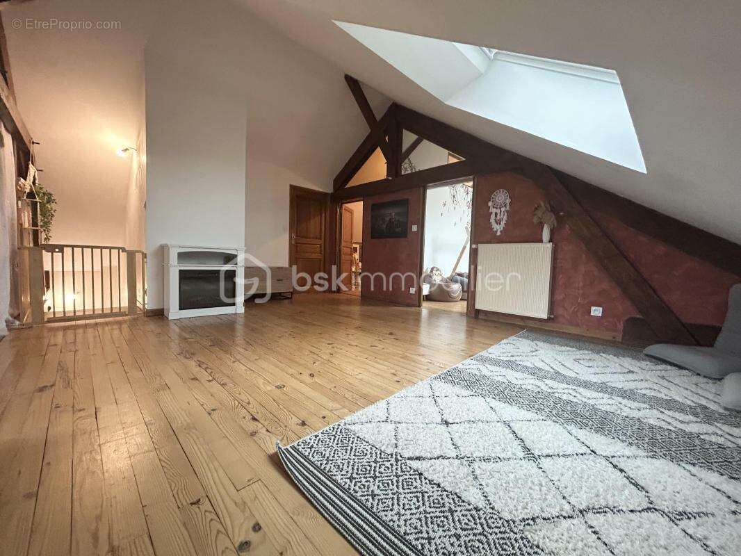 Appartement à VILLARD-BONNOT