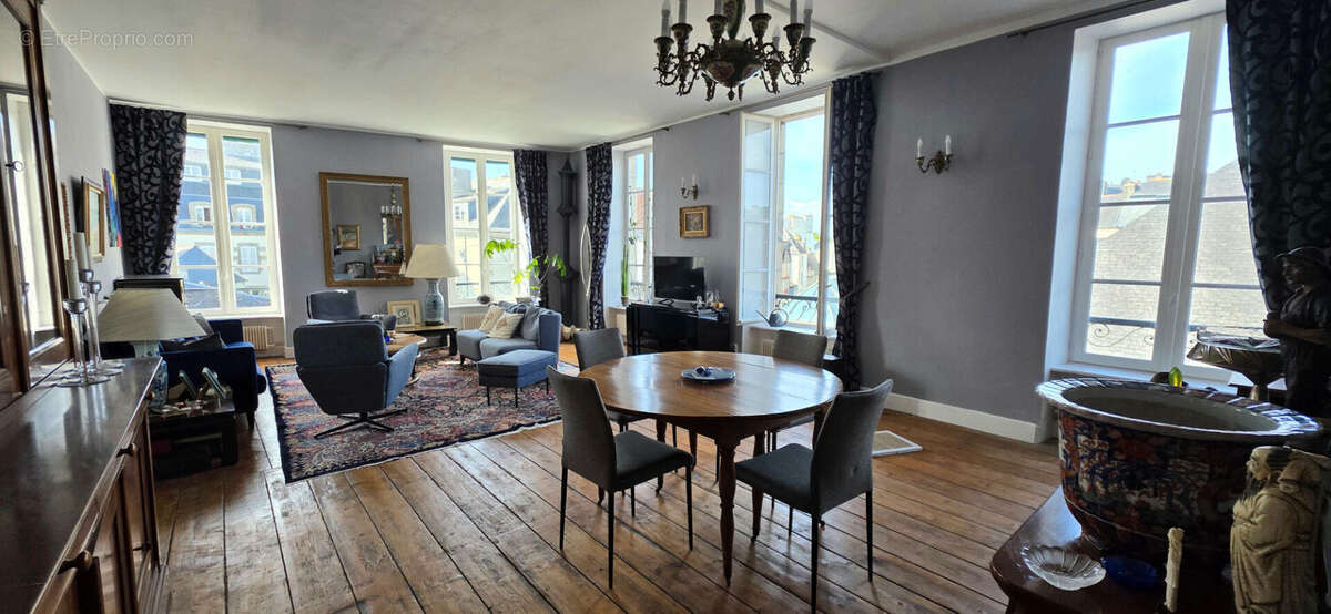 Appartement à QUIMPER