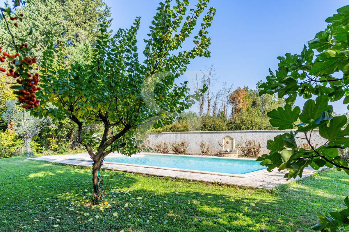 Maison à EYGALIERES