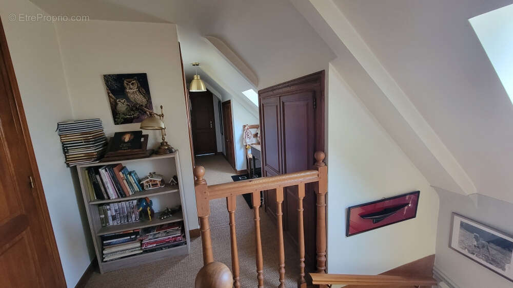 Plourivo, belle maison en pierre de 155 m² à vendre - photo 7
