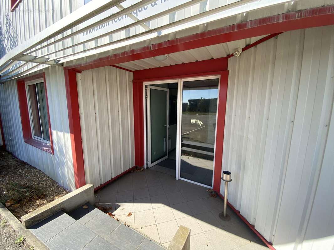 Commerce à ABONDANT