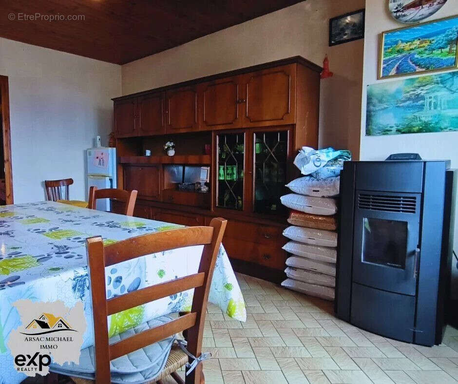 Maison à PRADELLES