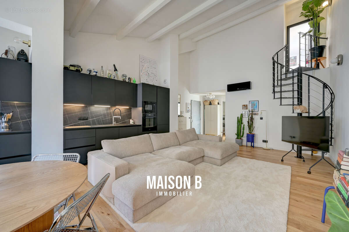 Appartement à MARSEILLE-8E