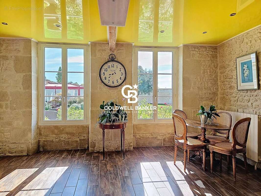 Maison à SAINT-JEAN-D&#039;ANGELY