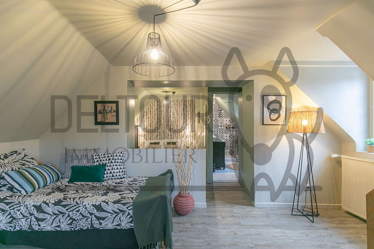 Maison à COULOMMIERS