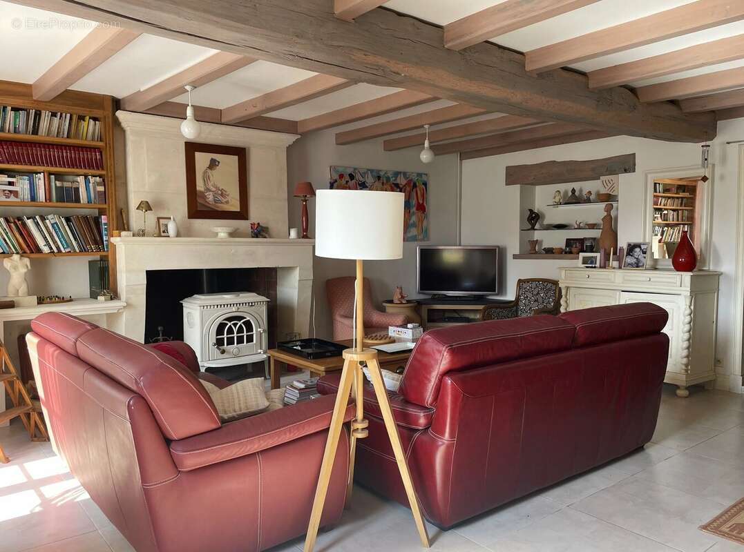 Maison de village de caractère à proximité de Saintes - photo 9