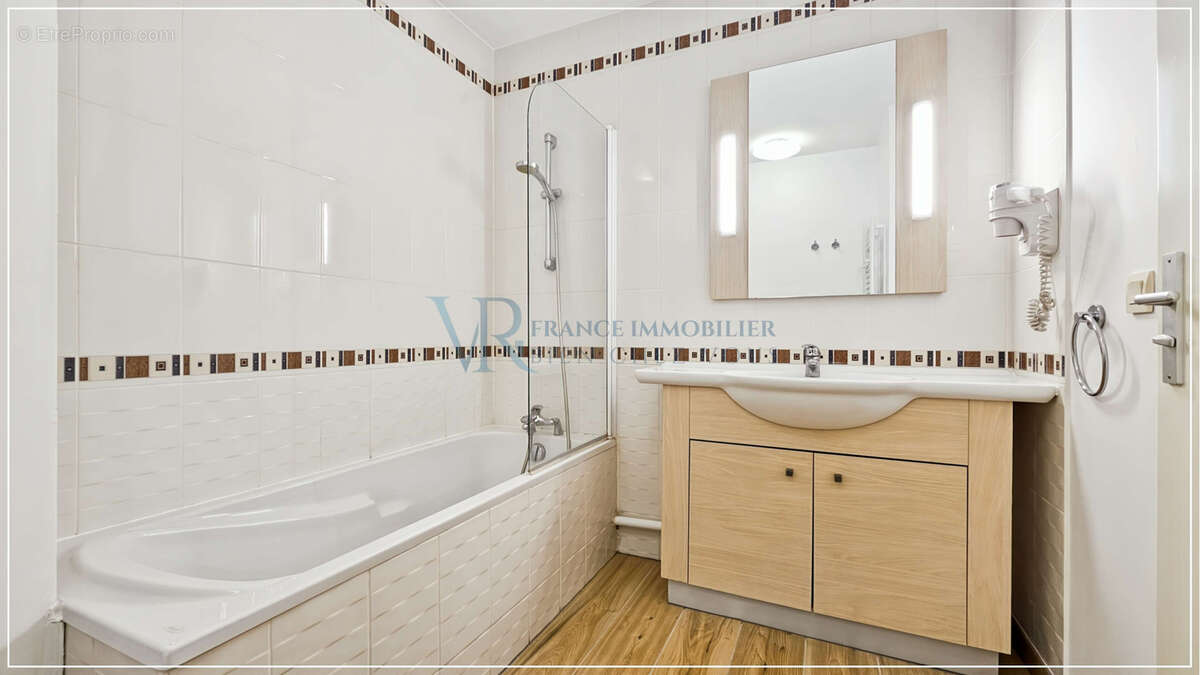 Studio meublé avec balcon et parking sous-sol - photo 12
