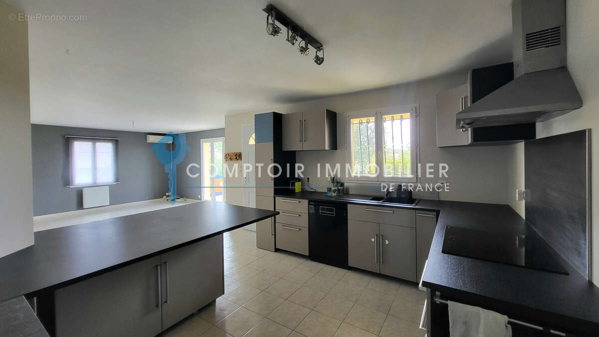 DPT GARD (30), à vendre, LA CALMETTE, maison de plain-pied de 84m2 habitables, 3 chambres, garage, jardin - photo 2