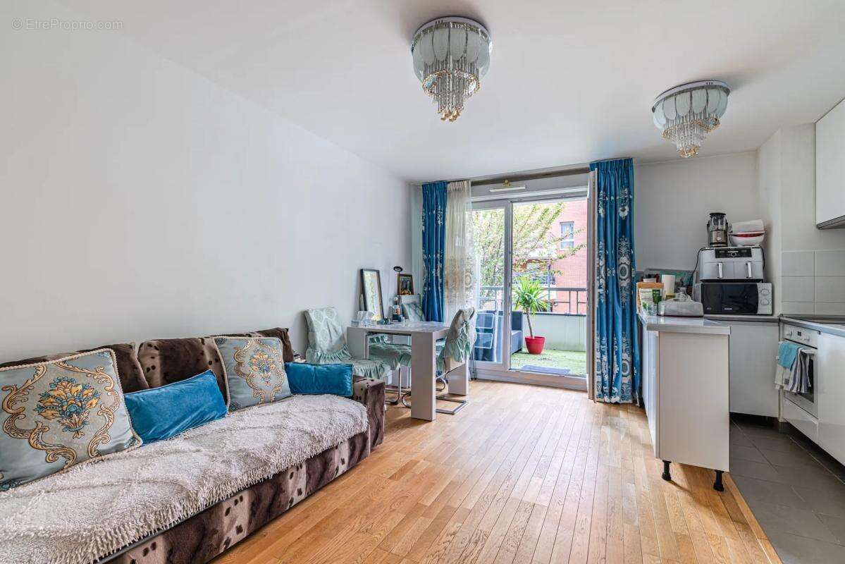 Appartement à VALENTON