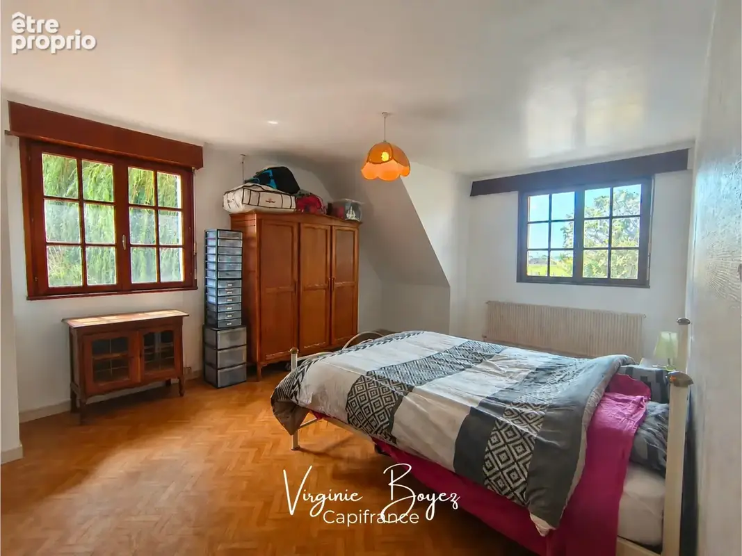 Exclusivité - Maison de 190 m² – 4 chambres – Terrain clos de 7 500 m² – Beau potentiel - Proche commodités - photo 9