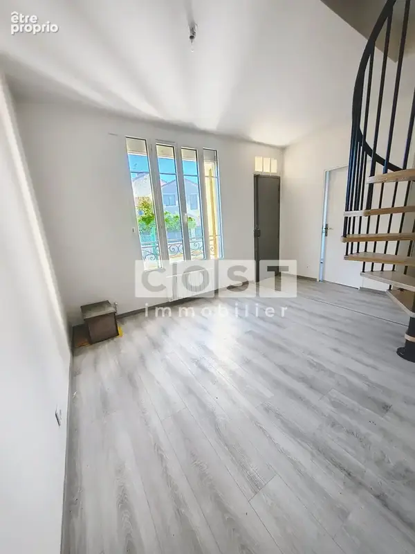 Maison 3 pièces 47 m² à vendre à Courbevoie (92400) - photo 2
