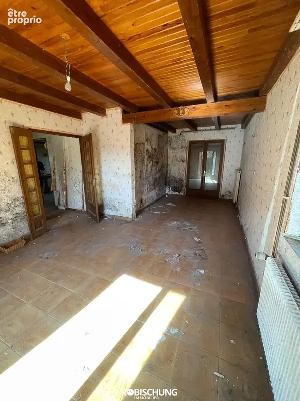 RECHESY : Maison de 101 m2 à rénover - photo 5