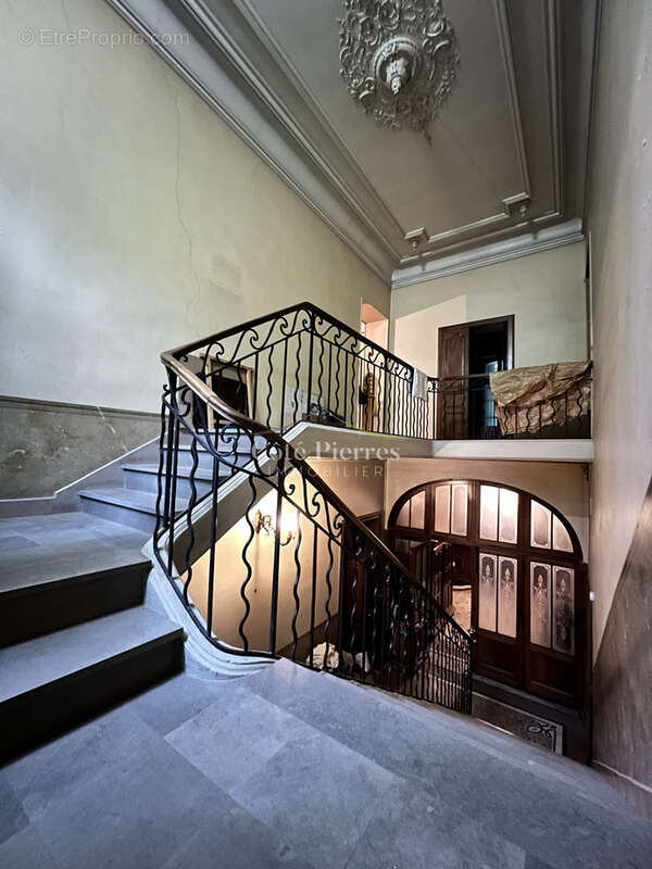Maison à NIMES