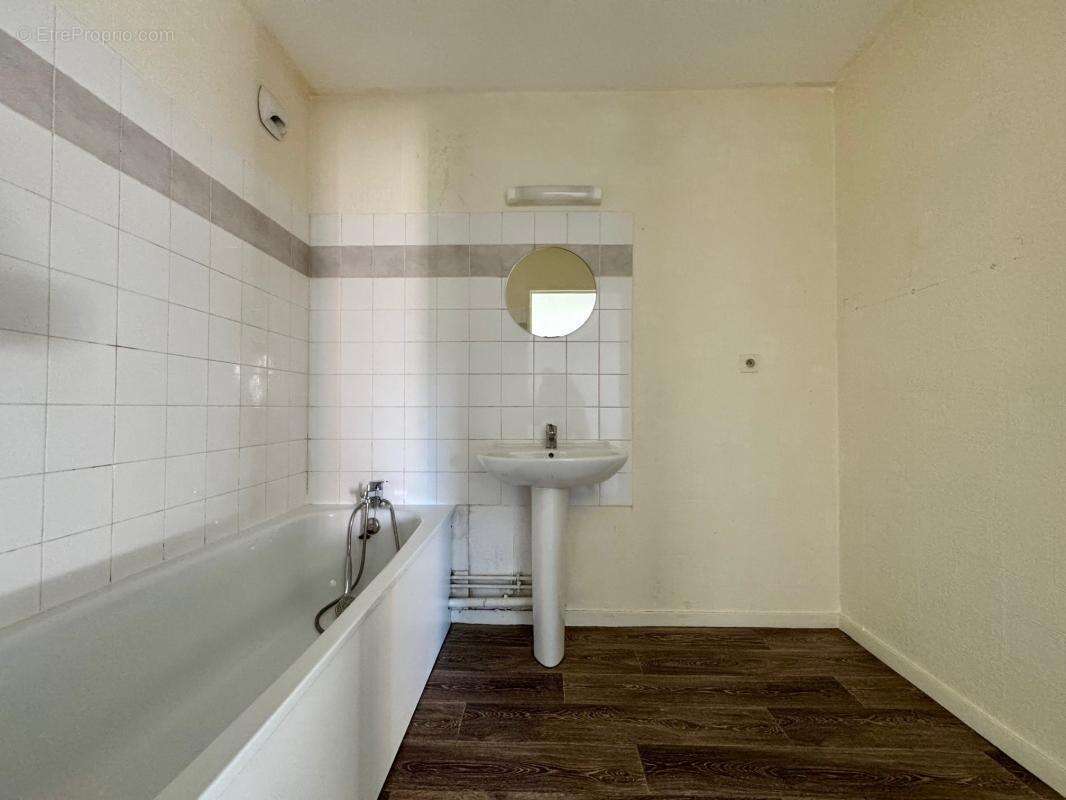 Appartement à VILLEFONTAINE