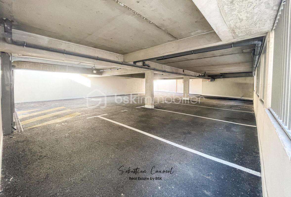Appartement à COURNONTERRAL