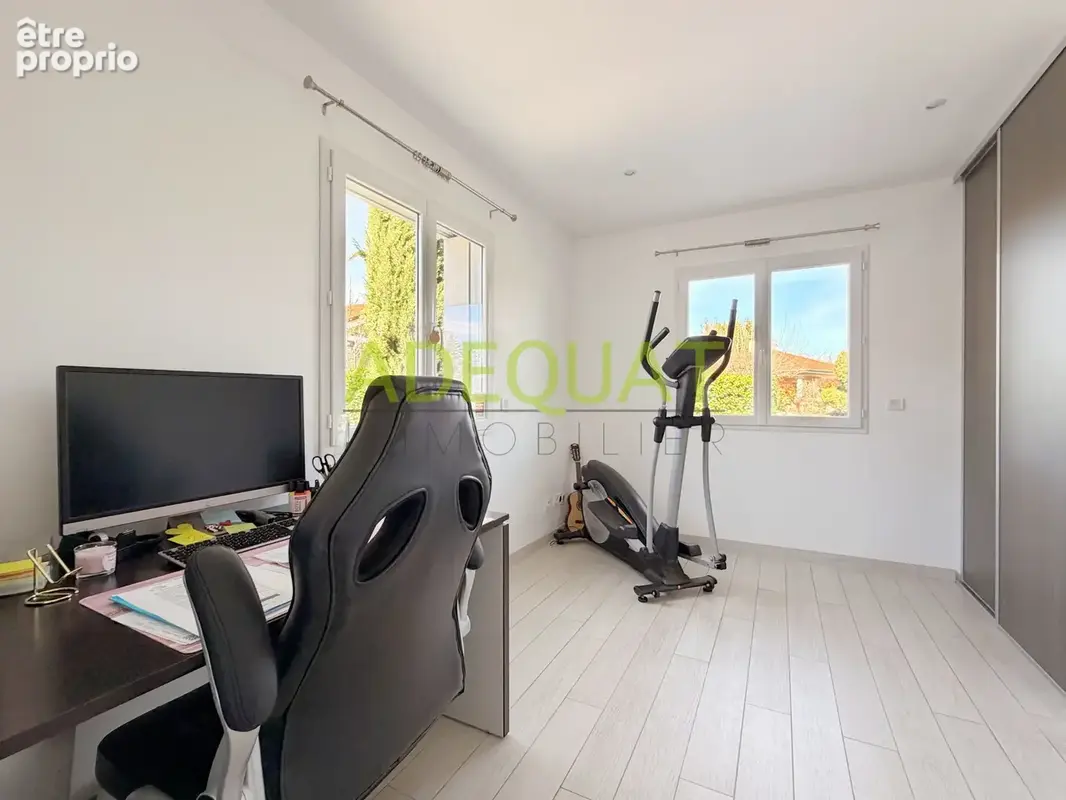 RUY-MONTCEAU, maison individuelle / 4 chambres / garage / piscine / terrain de 1330m2... - photo 14