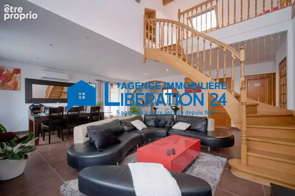 Appartement à SAINT-ETIENNE