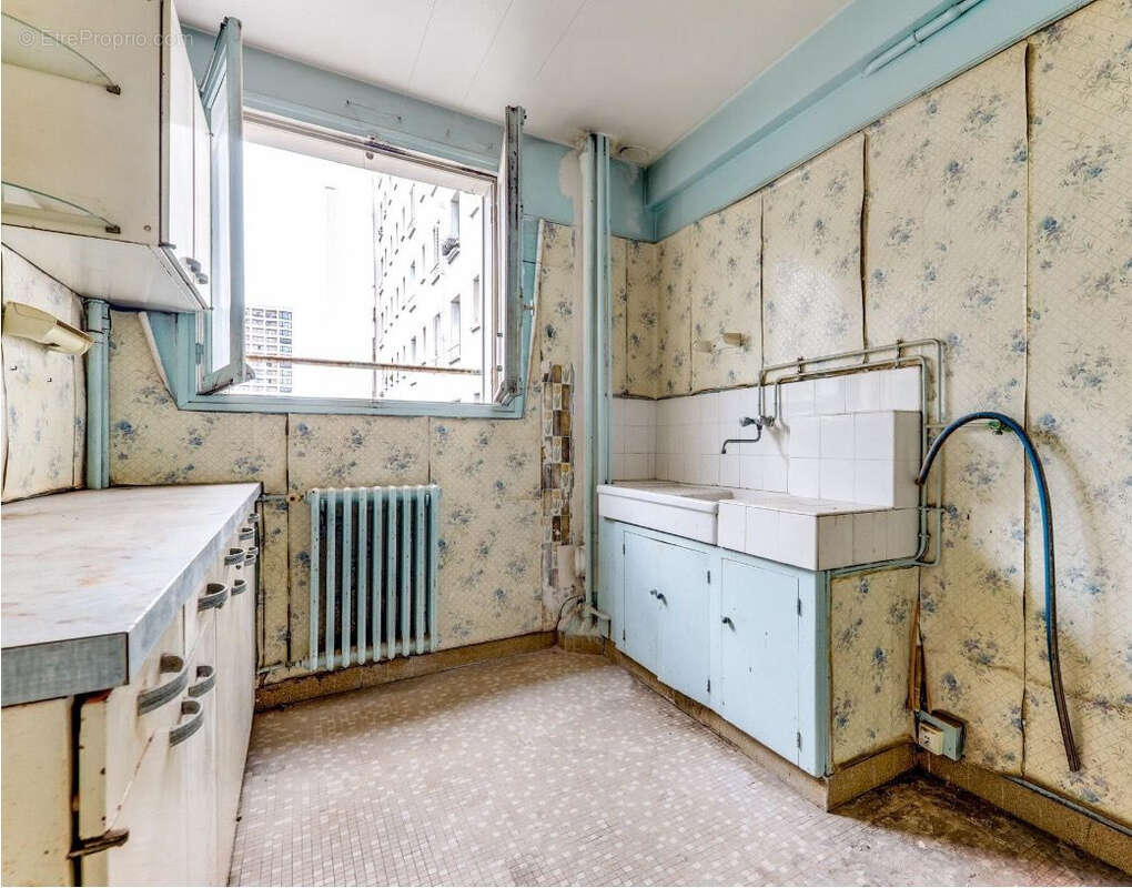 Appartement à PARIS-17E