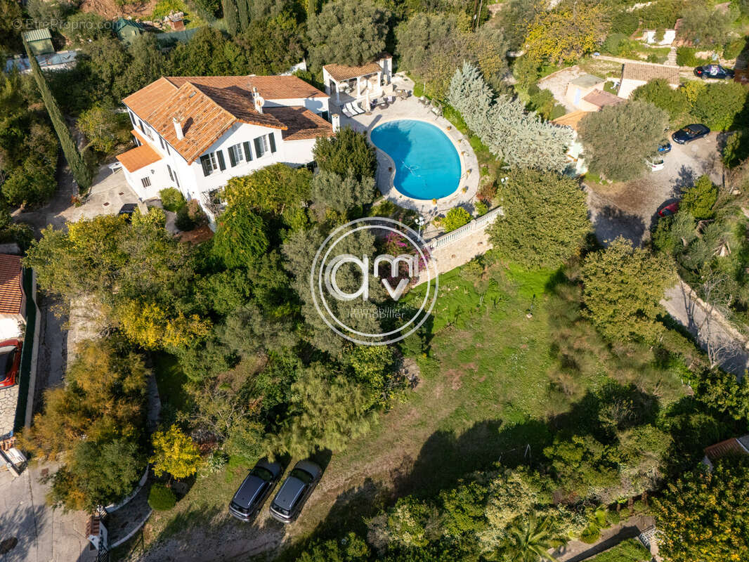 Maison à LA VALETTE-DU-VAR