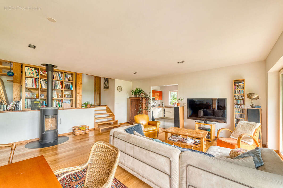 Photo 3 - Maison à MONTLUEL