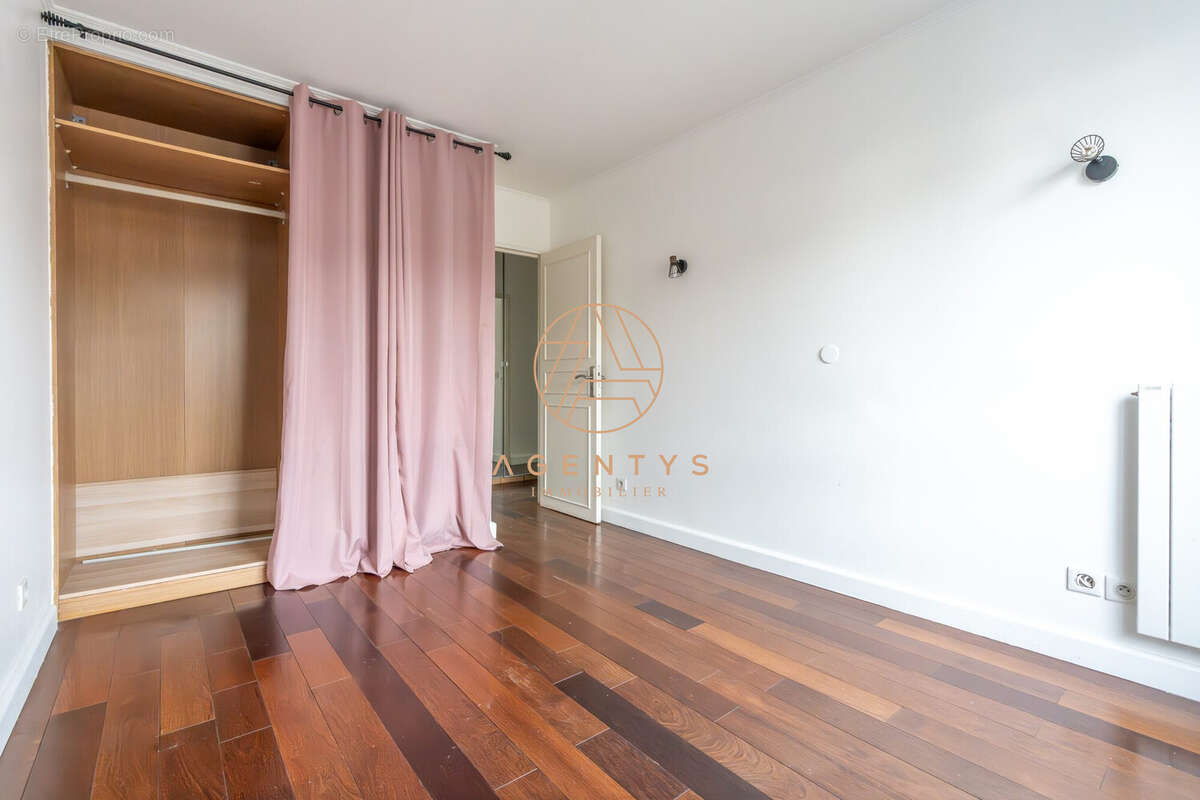 Appartement à NOGENT-SUR-MARNE