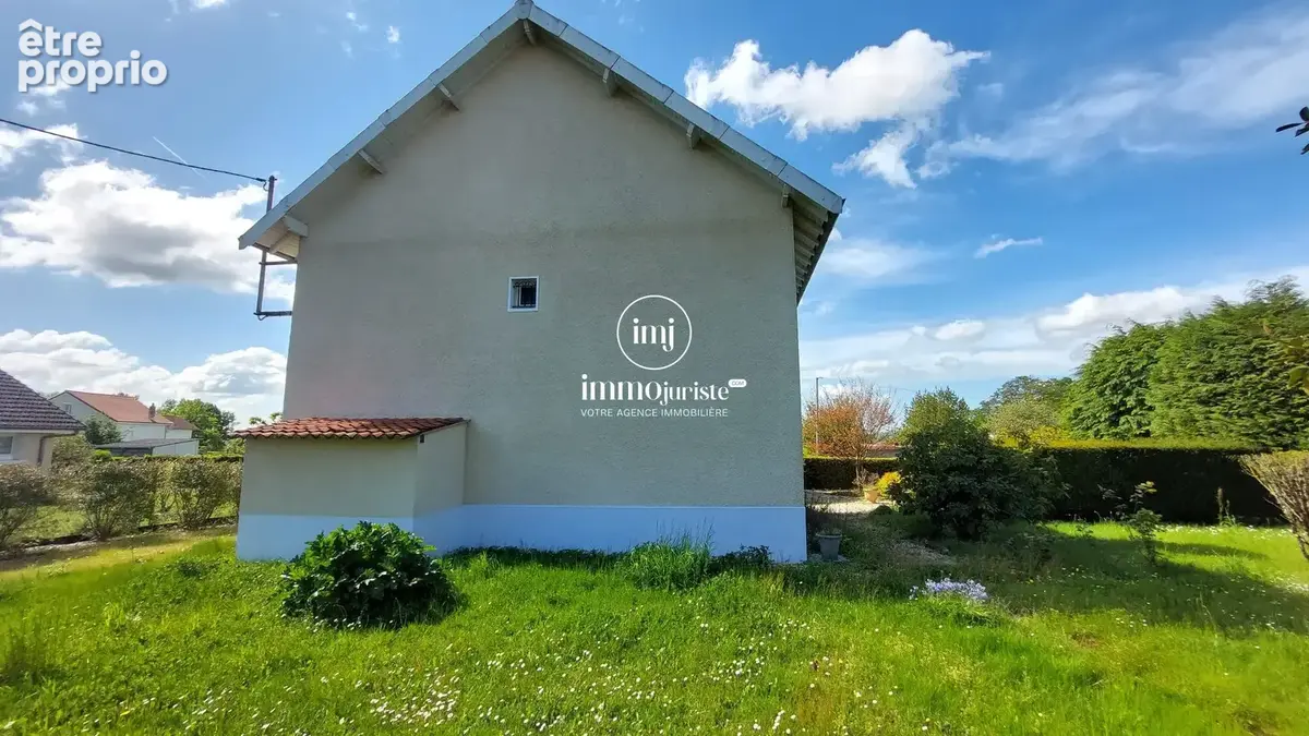 Maison 3 pièces 66 m² à vendre à Rochechouart (87600) - photo 8