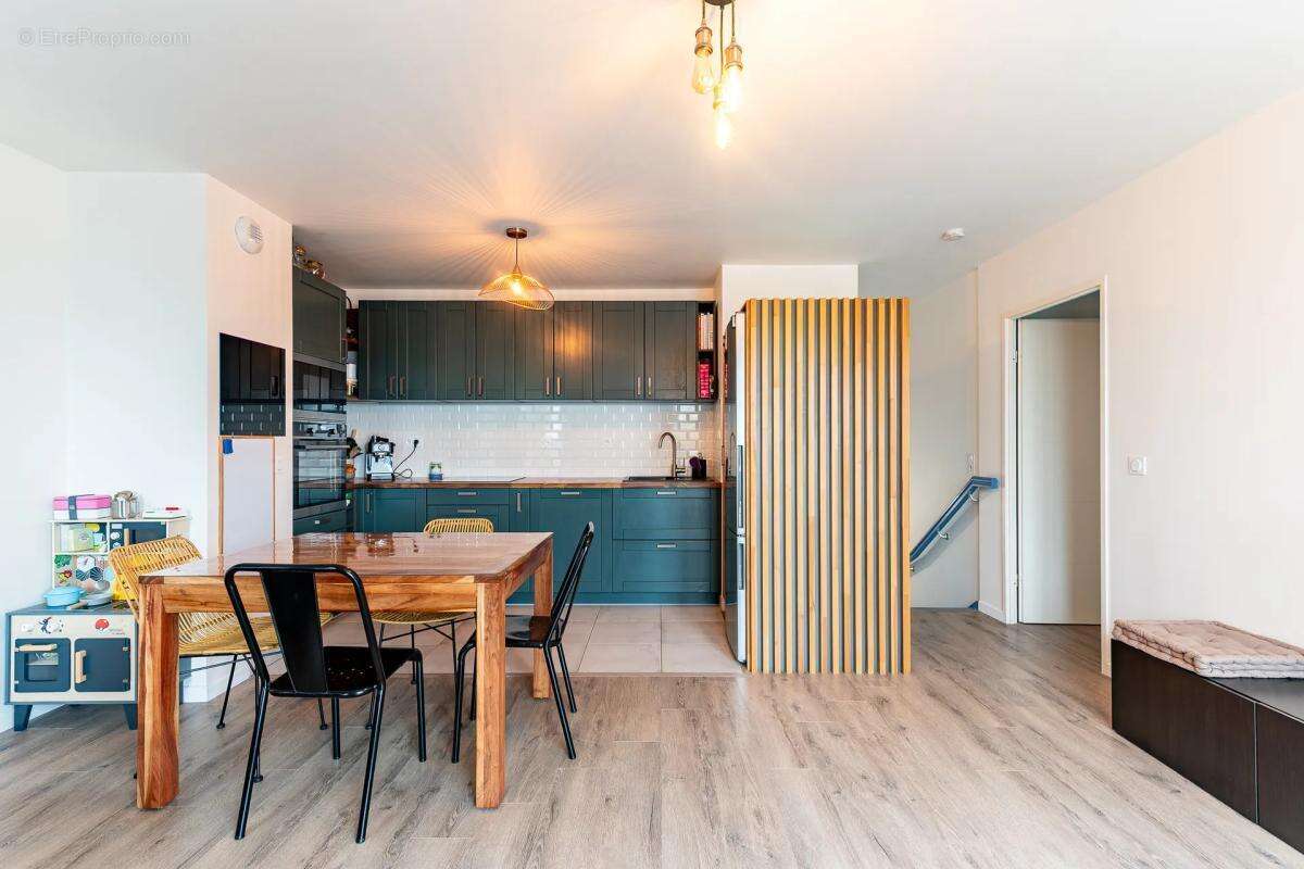 Appartement à BONDY