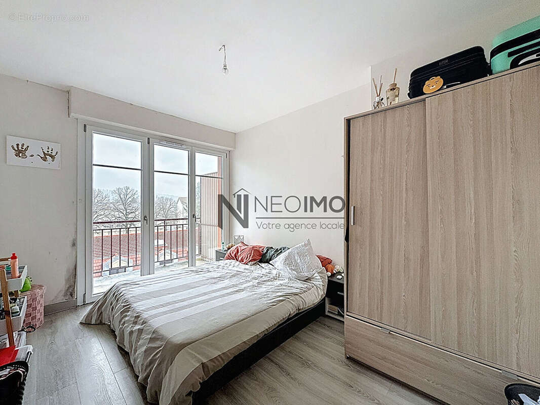 Appartement à NEUFCHATEAU