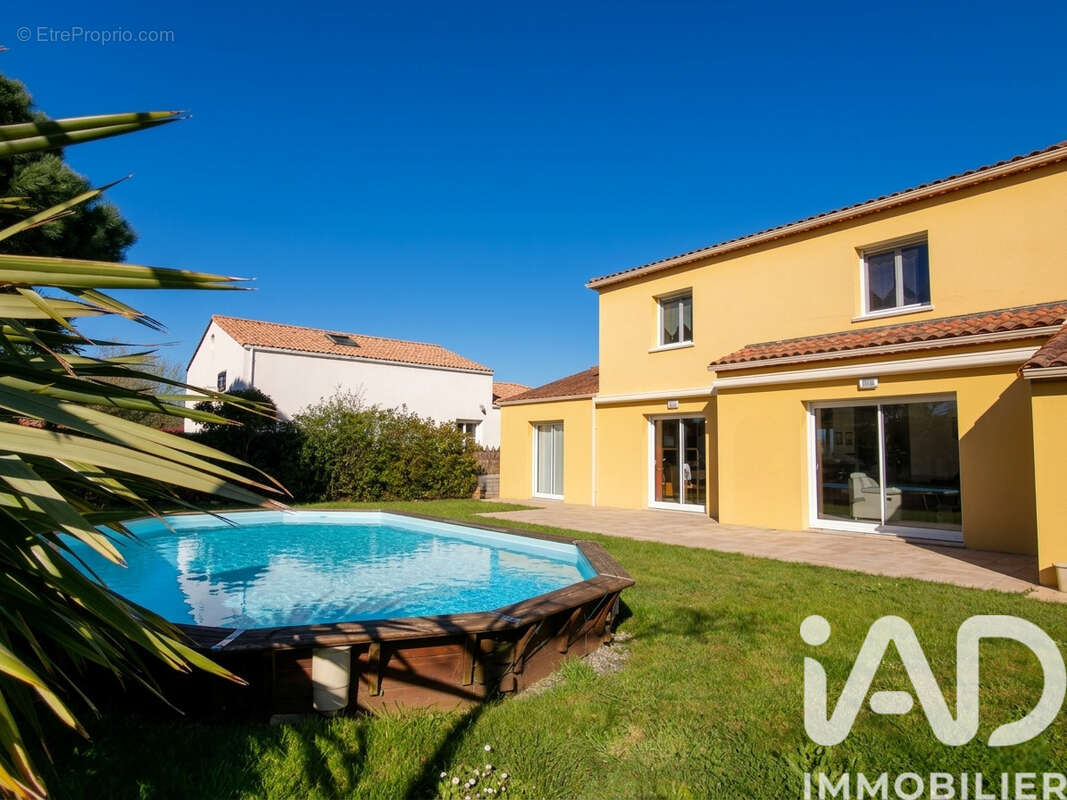 Photo 2 - Maison à CHAUCHE