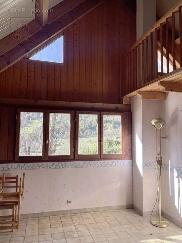 Appartement à SAINT-MARTIN-D&#039;ENTRAUNES