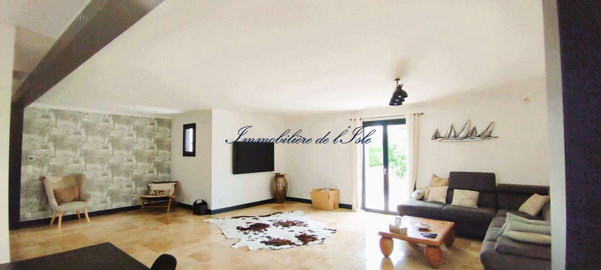 Maison à CHAMPCEVINEL