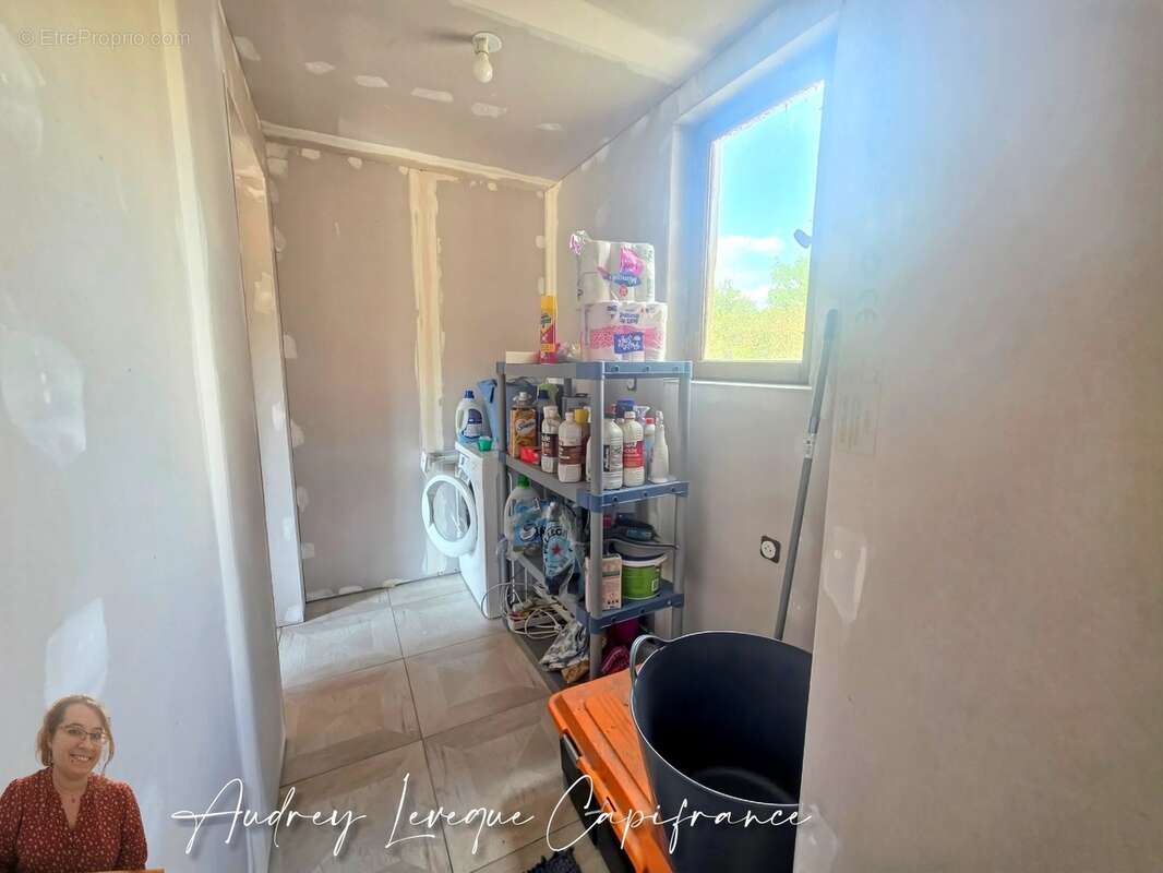 Maison à vendre 7 pièces SAINT PIERRE D'AMILLY (17) - photo 18