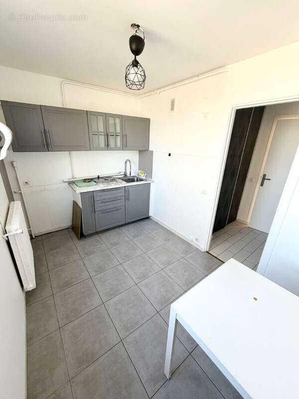 Appartement à RIS-ORANGIS